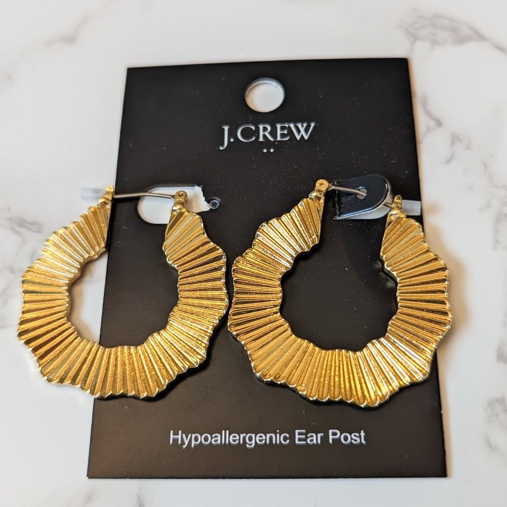 J. Crew Factory Gold Wavy Hoop Earrings - Picture 1 of 5
